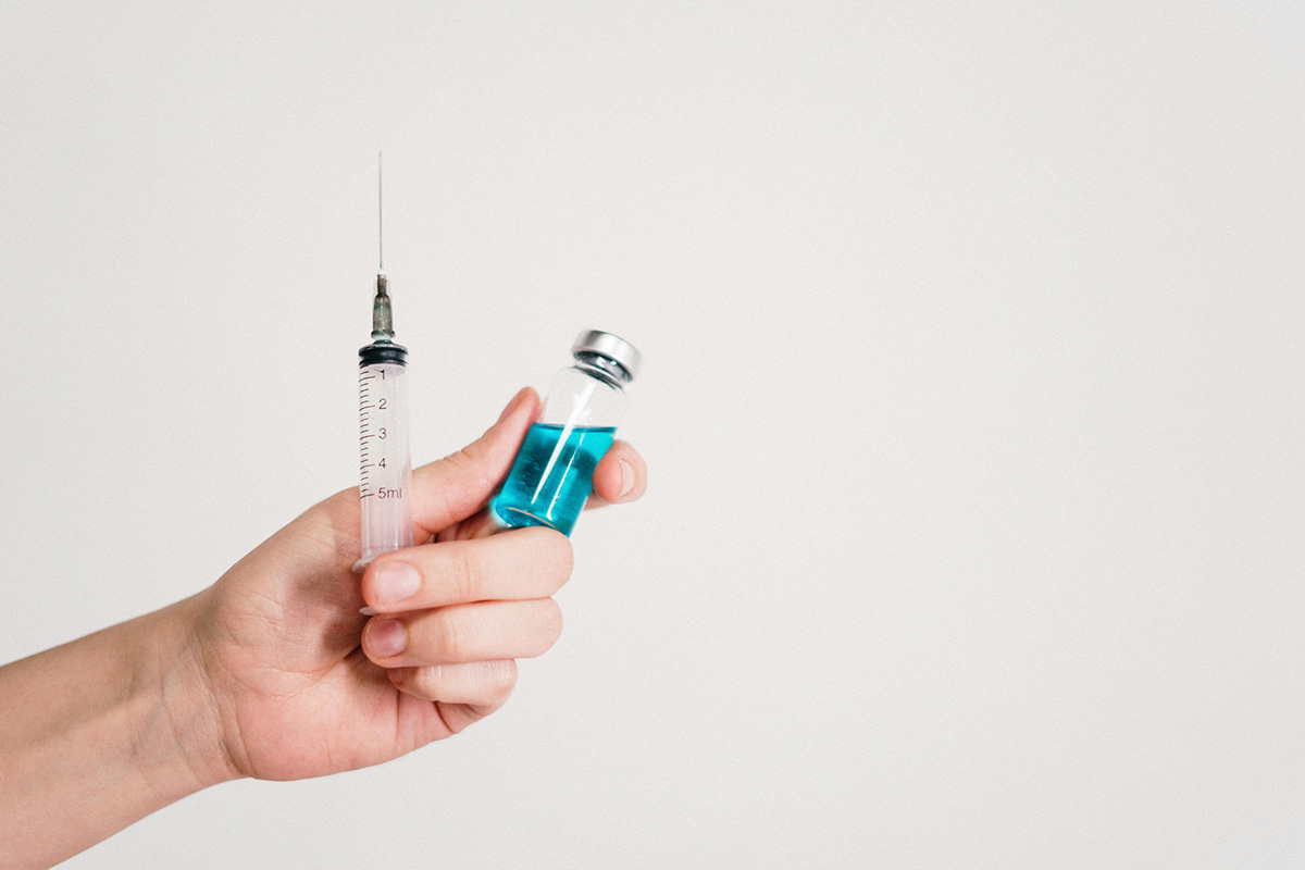 „Mi-a zis cineva că vaccinurile provoacă infertilitate, mai bine fără vaccinuri!”